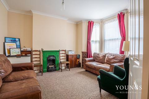 36 Gordon Road, Southend-on-sea, SS1 1NQ