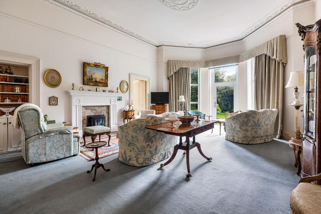 Petitor Road, Torquay TQ1 2 bed flat for sale £350,000