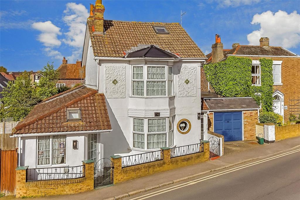 London Road, Deal, Kent 4 bed detached house for sale £425,000