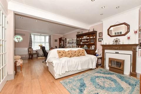4 bedroom detached house for sale, London Road, Sholden, Deal, Kent