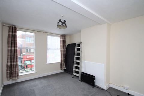 1 bedroom flat to rent, North Road, Lancing, BN15 9AB