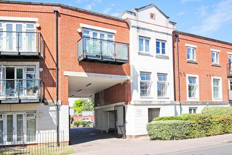 2 bedroom flat for sale, Masons Hill, Bromley BR2