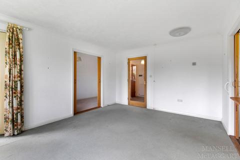 2 bedroom flat for sale, Oakwood Park Hartfield Road, Forest Row RH18
