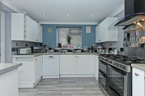 19 Cherry Gardens, Teynham, Sittingbourne, ME9 9SF