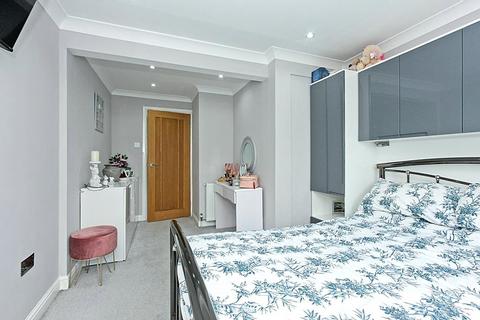 19 Cherry Gardens, Teynham, Sittingbourne, ME9 9SF