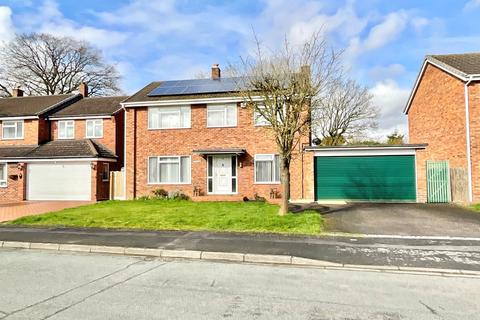 4 bedroom detached house for sale, The Flashes, Gnosall, ST20
