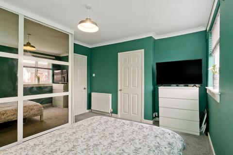 18d Silverknowes View, Edinburgh, EH4 5PY