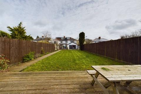 6 bedroom semi-detached house for sale, Thornhill Road, Rhiwbina, Cardiff. CF14
