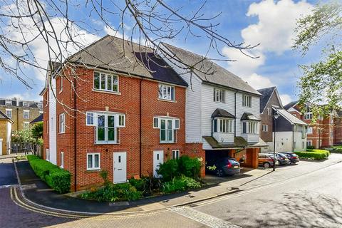 4 bedroom townhouse for sale, Stonebridge Road, Canterbury, Kent