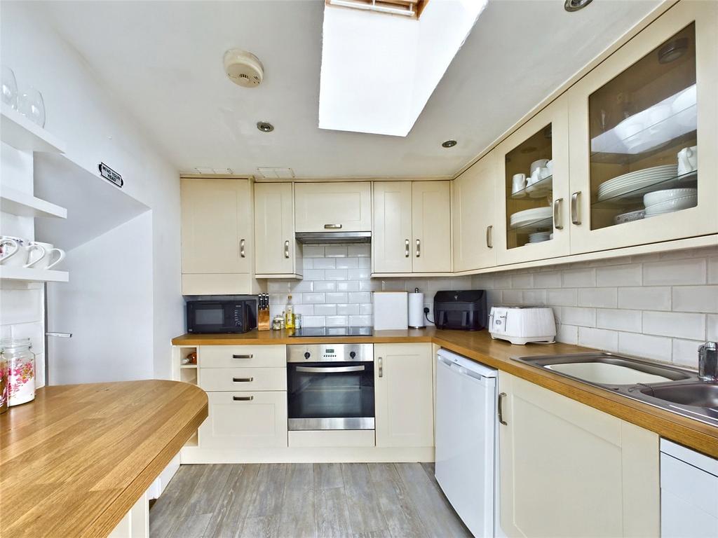 Kitchen 1