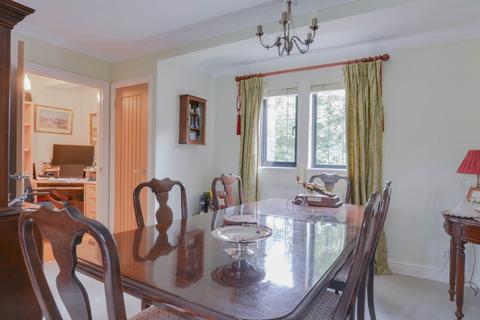 The Gables, 15a Main Street, Keevil, Trowbridge, BA14 6LU