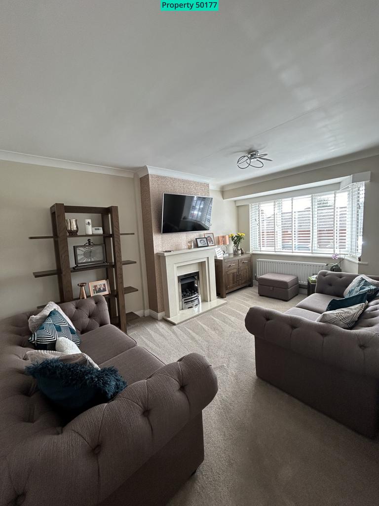 Tregew Place, Newcastle, ST5 6PG 3 bed semidetached house £180,000