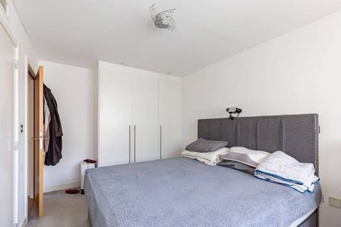 Flat 603, The Mast, 2 Albert Basin Way, London, E16 2QZ