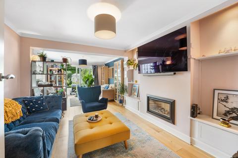 85 Dolphins Road, Folkestone, CT19 5QD