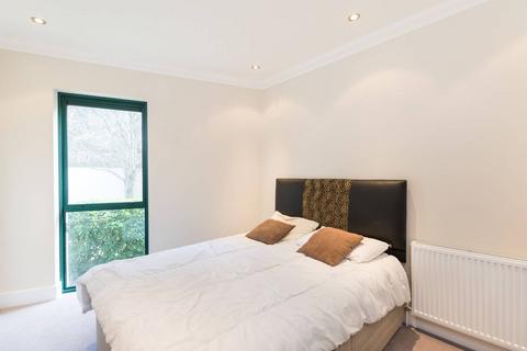 3 bedroom flat to rent, Medway Street, Westminster, London, SW1P