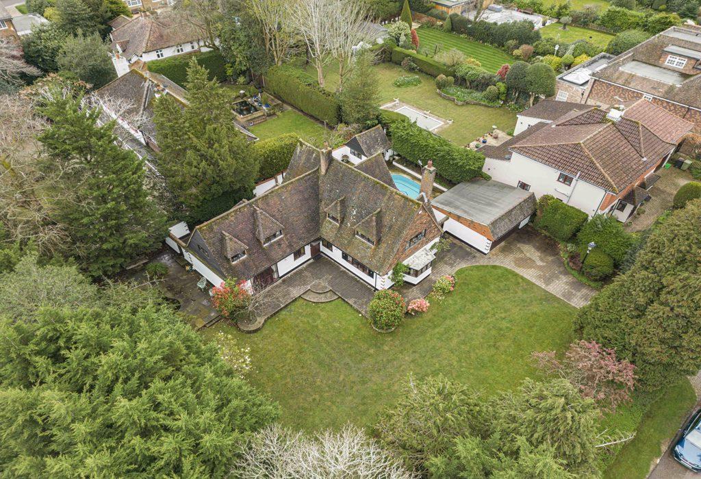 Longdon Wood, Keston, Kent 4 bed detached house for sale £1,800,000