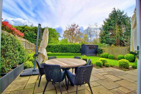 14 Thorn Close, Wokingham, RG41 4SQ