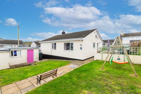 3 bedroom bungalow for sale, Glorian Estate, Amlwch, Isle of Anglesey, LL68