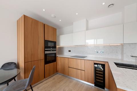 1 bedroom apartment to rent, Perilla House, Goodmans Fields, London E1