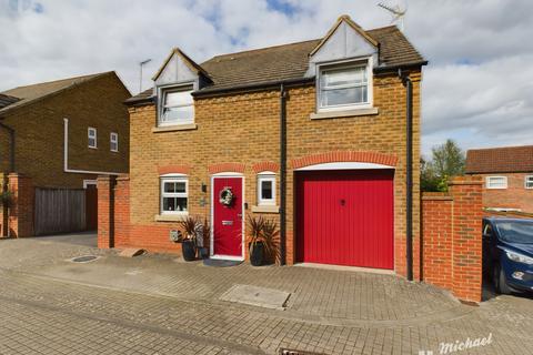 4 bedroom detached house for sale, Portman Mews, Aylesbury, Buckinghamshire