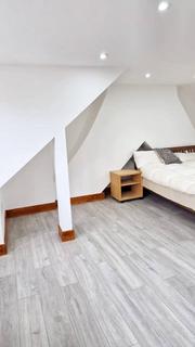 1 bedroom flat to rent, Dorset Road, London SW19