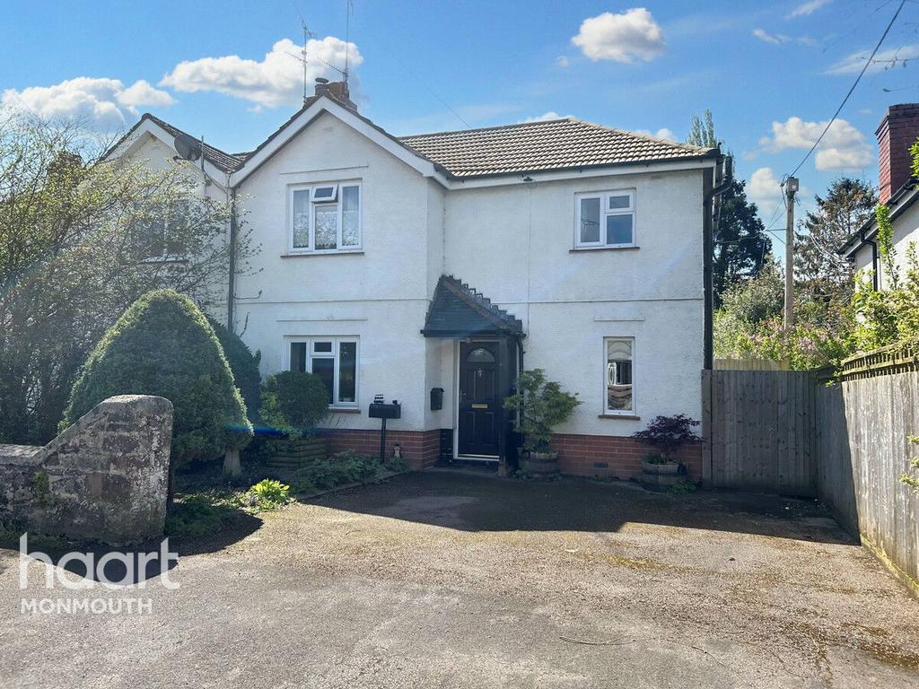 Wyesham Avenue, Monmouth 3 bed semidetached house for sale £260,000