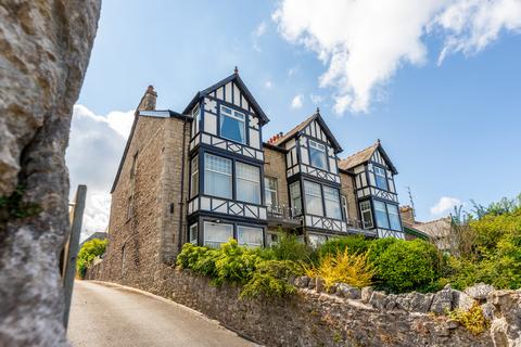 2 bedroom apartment for sale, Flat 2 Broadlands, 12 Church Hill, Arnside, CumbriaLA5 0DF