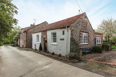 1 bedroom cottage for sale, Wiveton