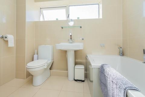 23 Ebbw Vale Road, Irthlingborough, Wellingborough, NN9 5PG