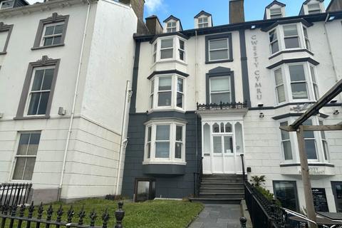 Aberystwyth - 2 bedroom flat for sale