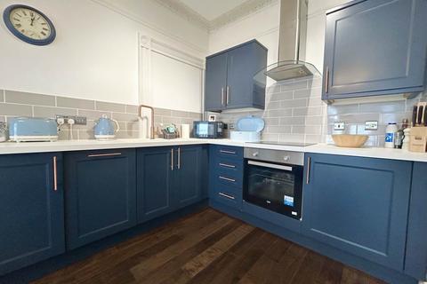 2 bedroom flat for sale, 20 Marine Terrace, Aberystwyth SY23