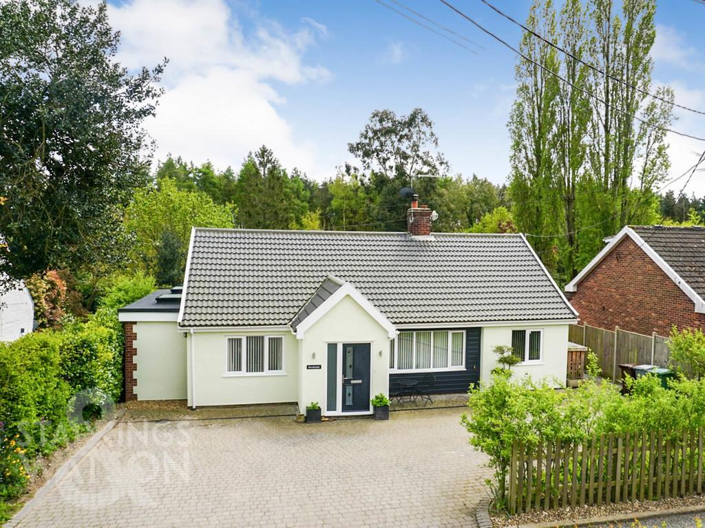Pedham Road, Hemblington, Norwich 3 bed detached bungalow for sale £