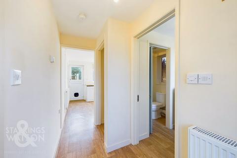 The Cottage Chapel Hill, Woodton, Bungay, NR35 2NX