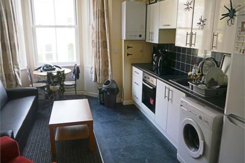 2 bedroom flat to rent, Burns Street, Nottingham