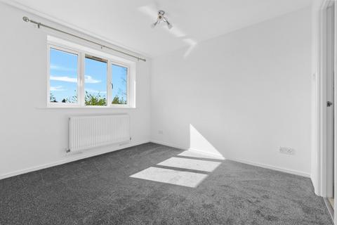 8 Ashleigh Close, Saltney, Chester, CH4 8LT