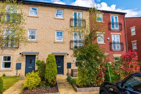 2 bedroom townhouse for sale, Holts Crest Way, Leeds LS12