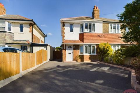 Christchurch - 2 bedroom semi-detached house for sale