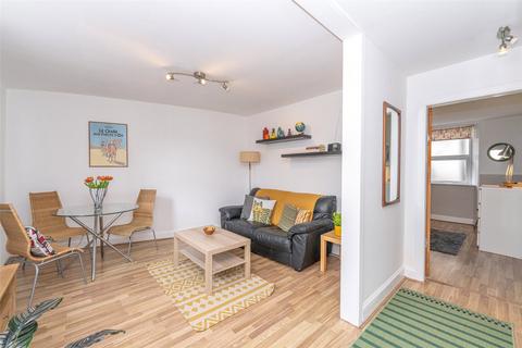 Leith Walk - 2 bedroom flat for sale
