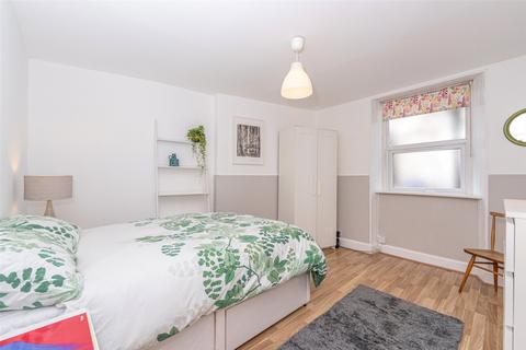 78a/1 Leith Walk, Edinburgh, EH6 5HB