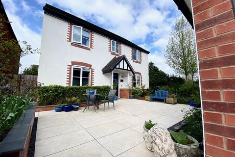 4 bedroom detached house for sale, Lions Den, Northwich