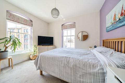2 bedroom apartment for sale, Hamslade Street, Poundbury, DT1
