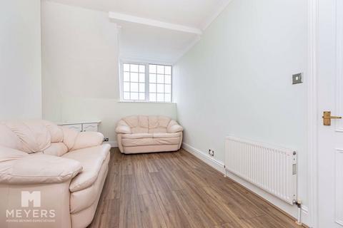 2 bedroom apartment to rent, Christchurch Road, Bournemouth, BH1