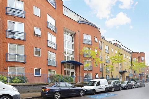 1 bedroom apartment to rent, Poplar High Street, London
