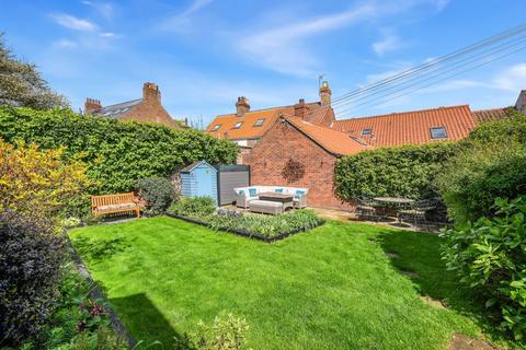 Garton Lodge Dunroyal, Helperby, York, YO61 2PY