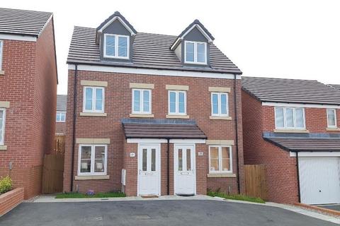 3 bedroom semi-detached house to rent, Weldon Park, Corby NN17