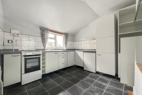 1 bedroom flat for sale, Gillingham Road, Gillingham, Kent, ME7