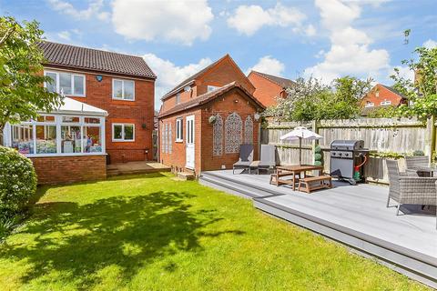 3 bedroom detached house for sale, Reeves Court, East Malling, West Malling, Kent