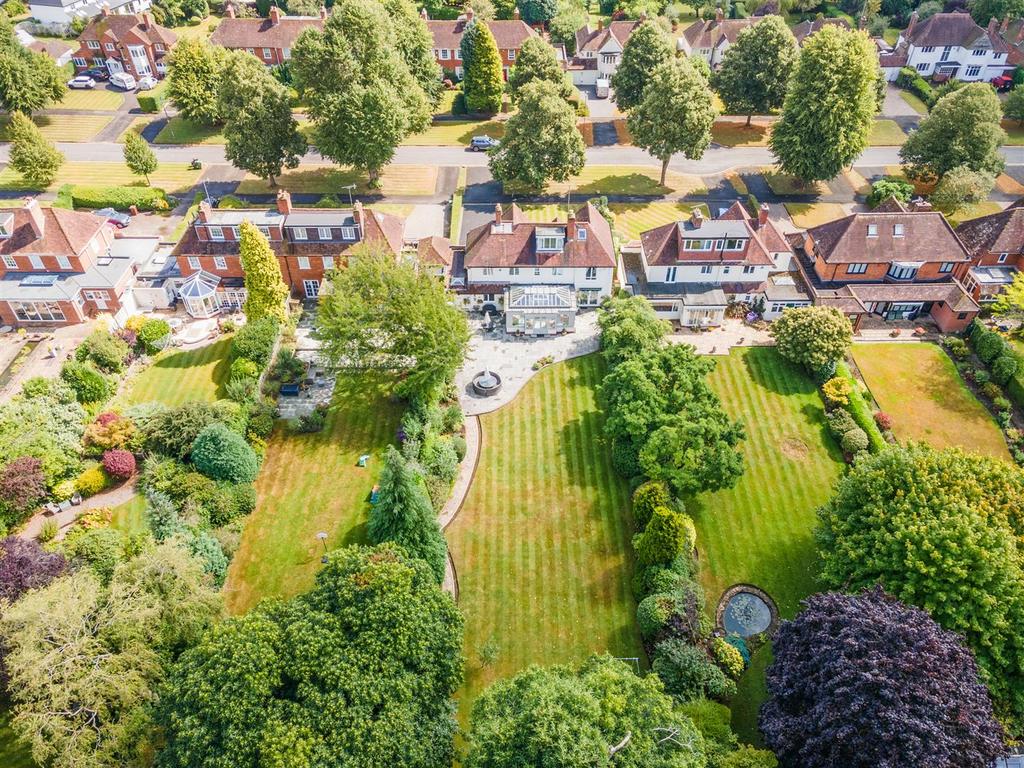 Veryan, 13 Brueton Avenue, Solihull, B91 3 EN LO 5.
