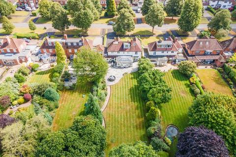 6 bedroom detached house for sale, Brueton Avenue, Solihull, B91