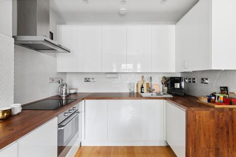 3 bedroom apartment for sale, Acton Lane, Central Chiswick, W4